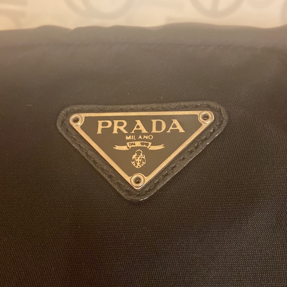 Authentic Prada large cosmetic bag - Picture 5 of 8